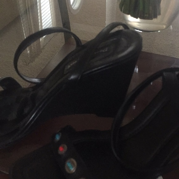 Sandals - Picture 3 of 6